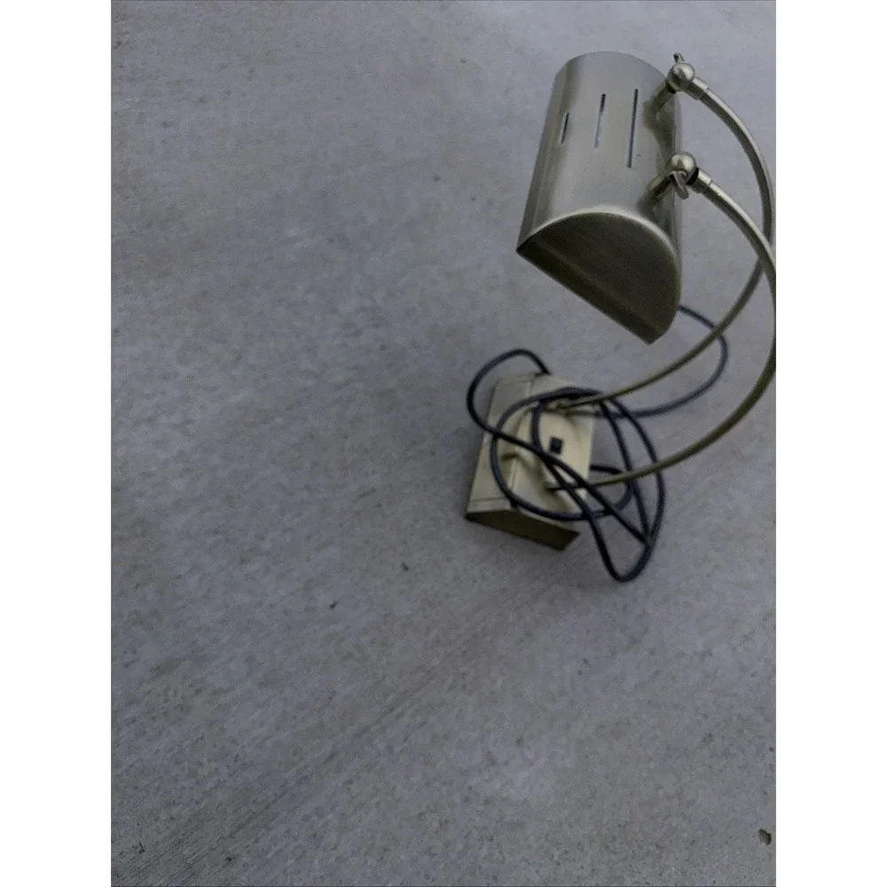 COMPUTER PHONE BANKER'S LAMP CHARGING STATION ANTIQUE BRASS FINISH OUTLETS 2 Pwr